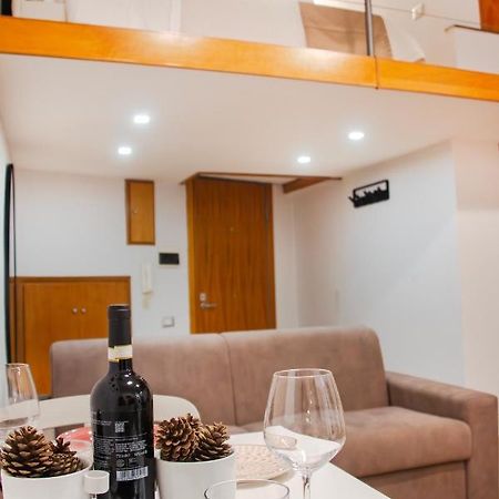La Pigna Apartment เนเปิลส์ ภายนอก รูปภาพ