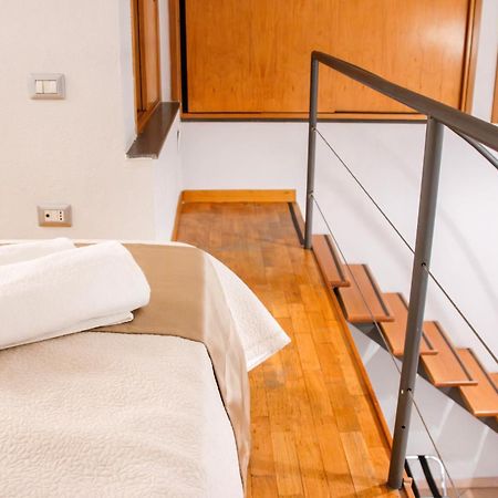 La Pigna Apartment เนเปิลส์ ภายนอก รูปภาพ