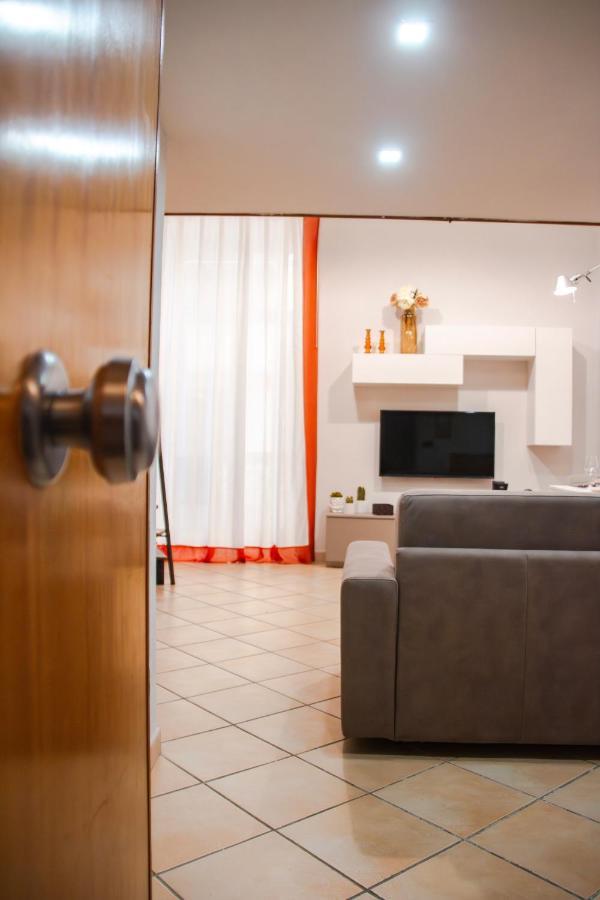 La Pigna Apartment เนเปิลส์ ภายนอก รูปภาพ