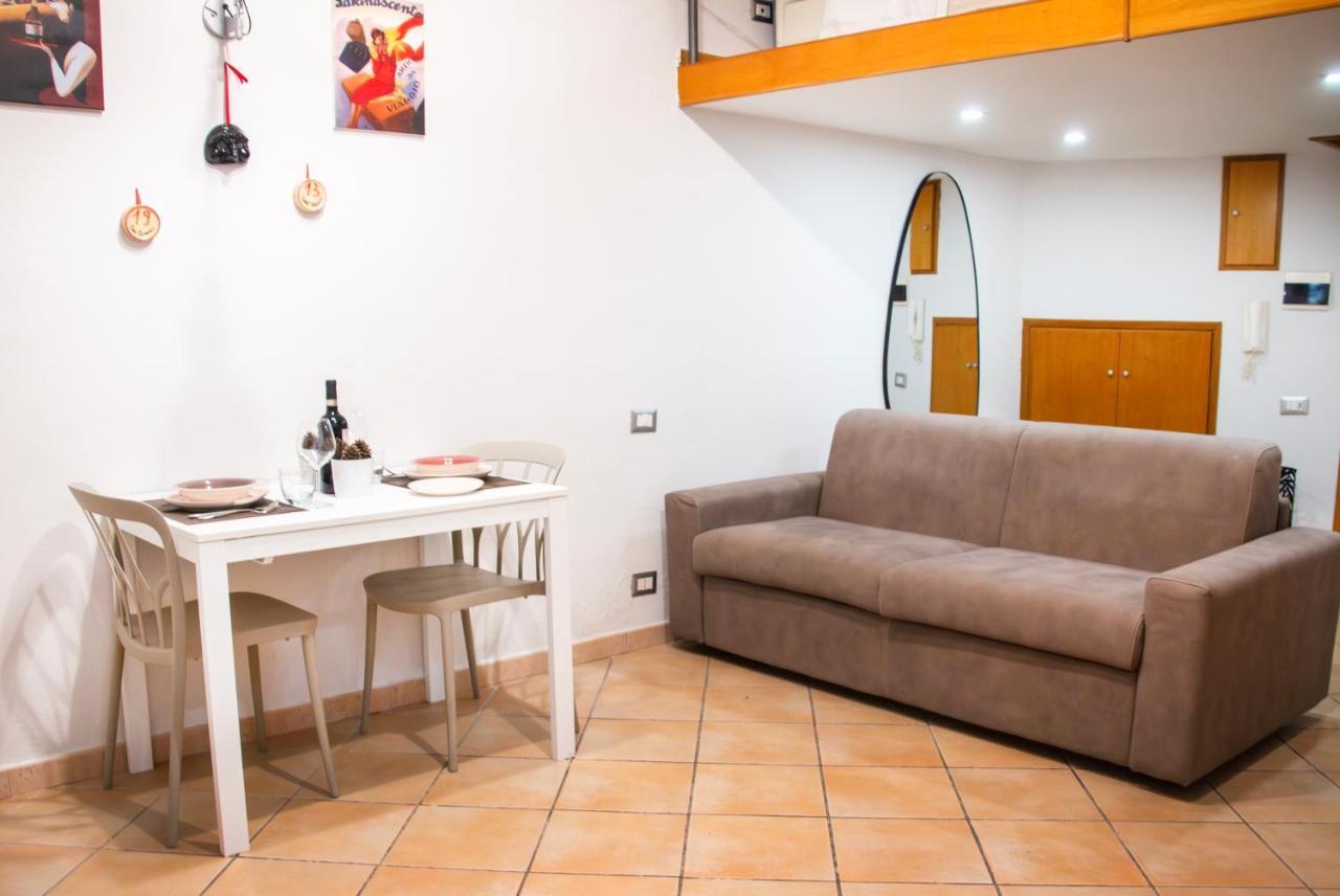 La Pigna Apartment เนเปิลส์ ภายนอก รูปภาพ
